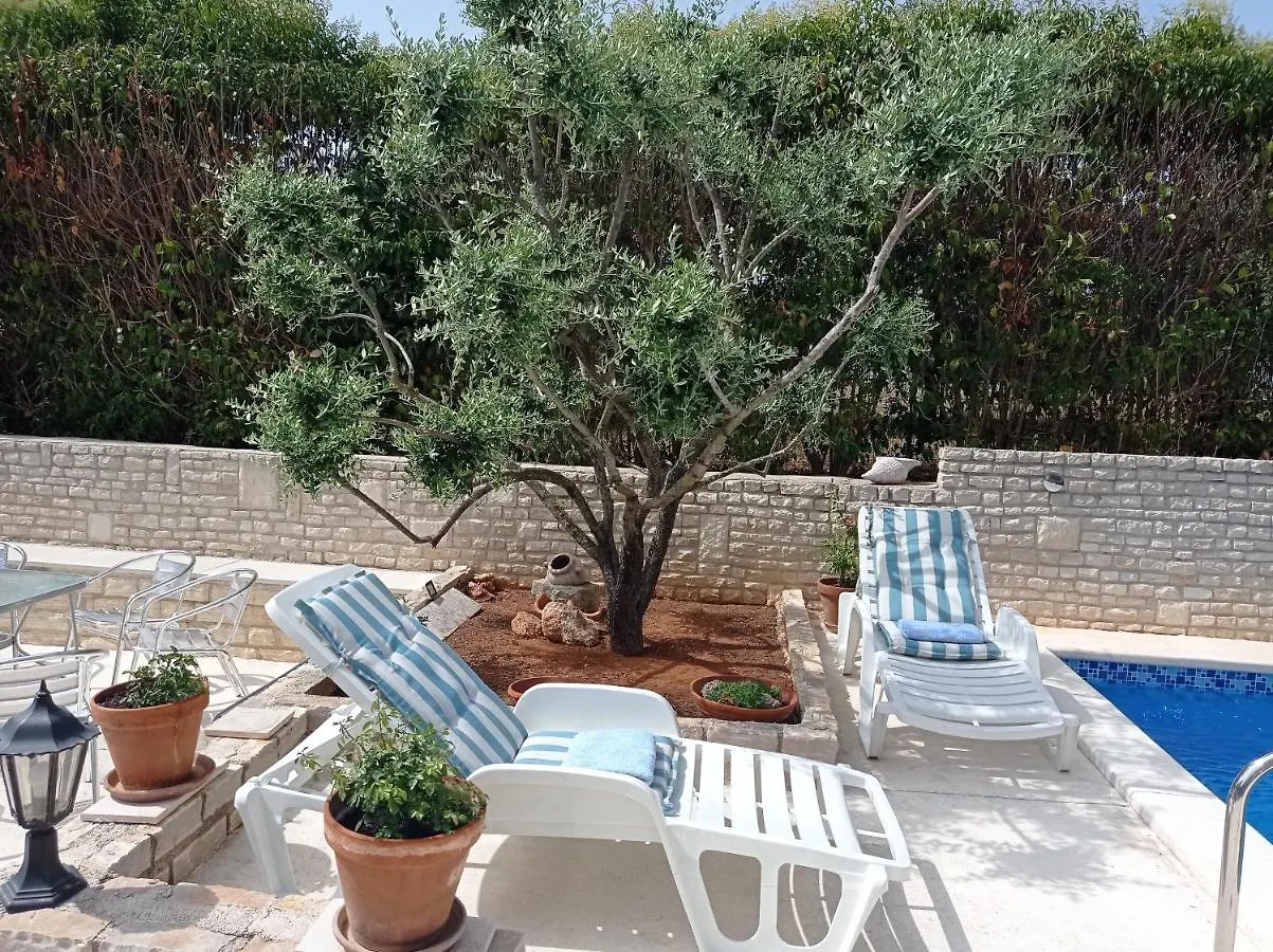 Apartment Villa Gregovica &T 2 Pula