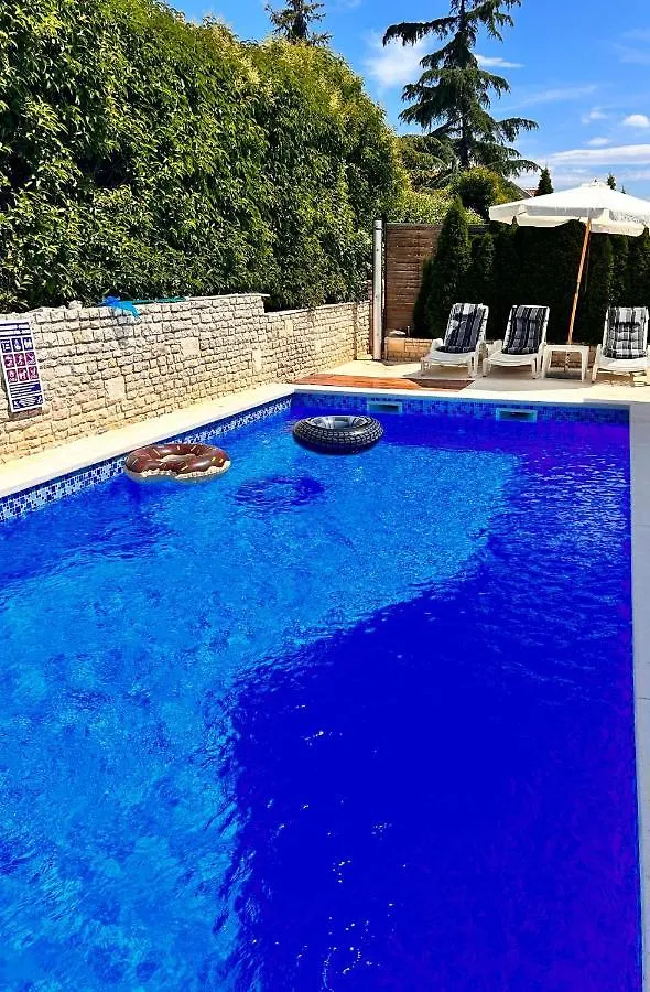 Villa Gregovica &T 2 Pula Croatia