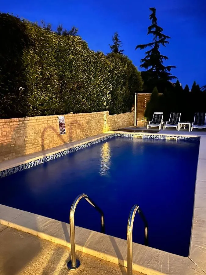 Villa Gregovica &T 2 Pula Apartment
