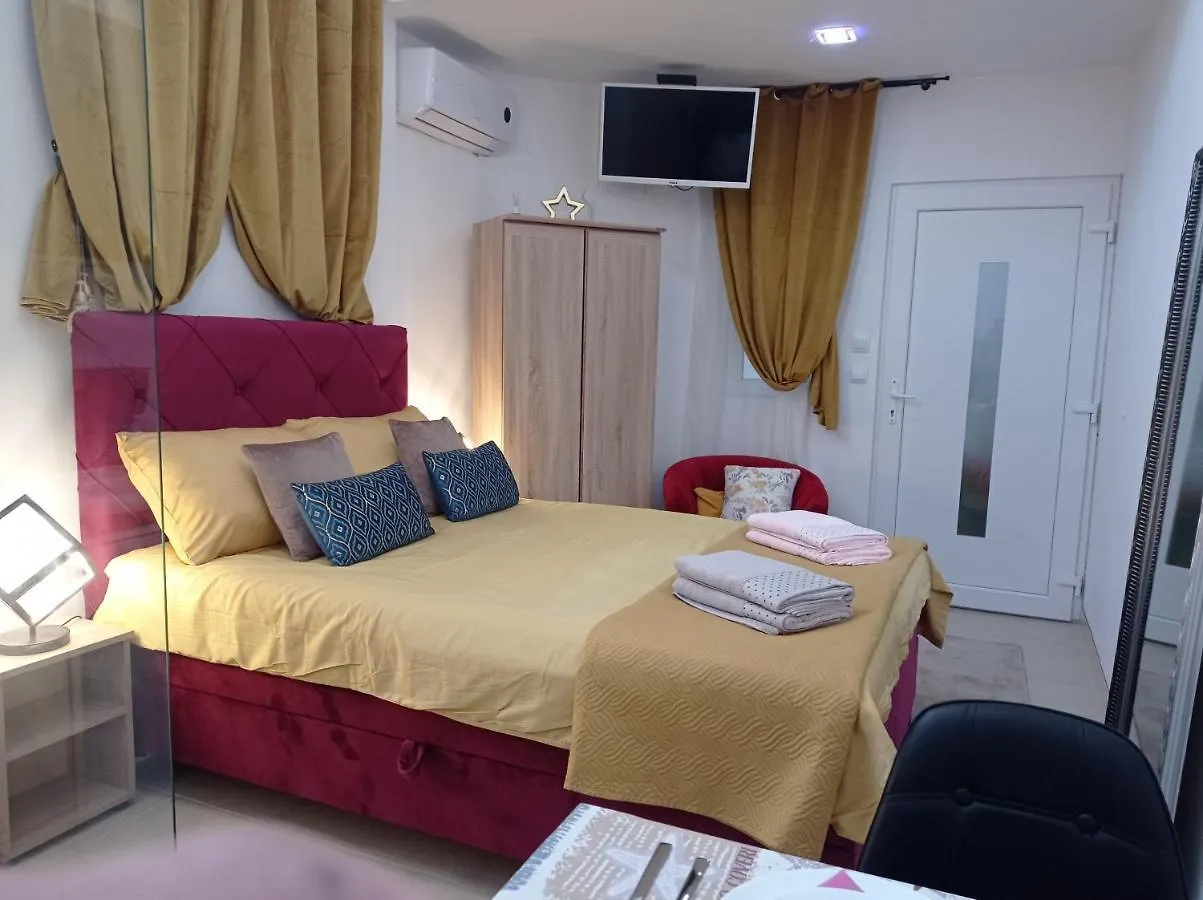 Apartment Villa Gregovica &T 2 Pula Croatia